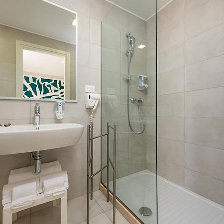 Residence Le Piscine 산비토로카포 외부 사진